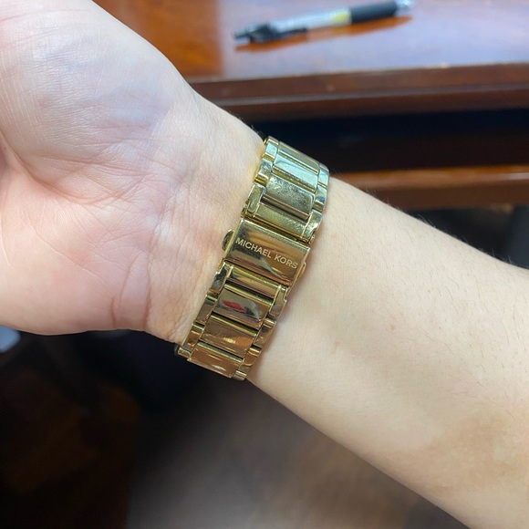 Michael Koran Gold Watch - Picture 3 of 4